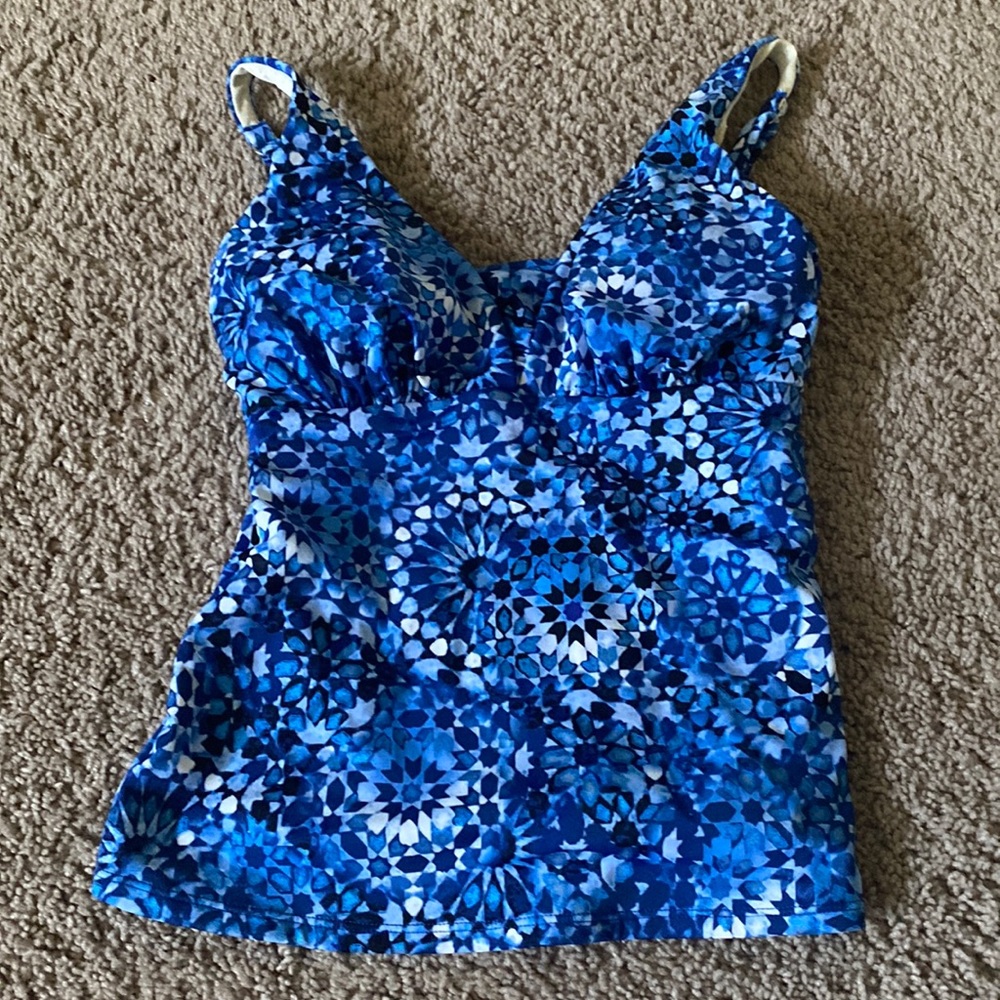 Miraclesuit tankini swim top size 8